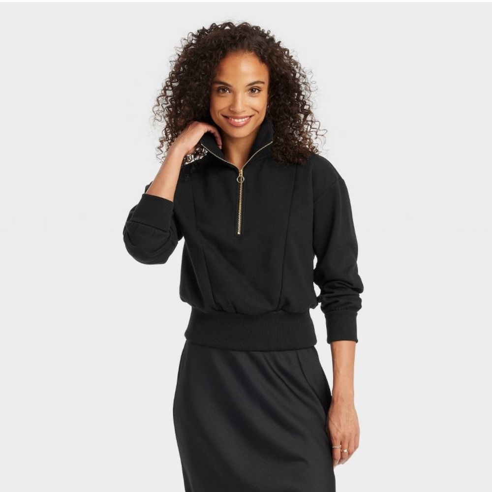 Women's Black Half-Zip Pullover Sweatshirt